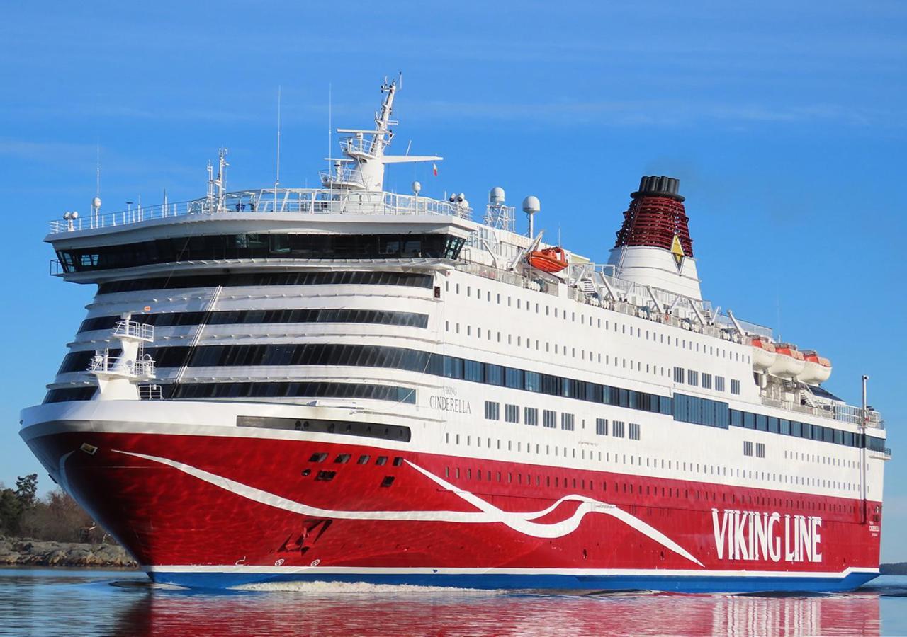 Viking Line ferry Amorella - Cruise from Stockholm to Helsinki Exteriör bild